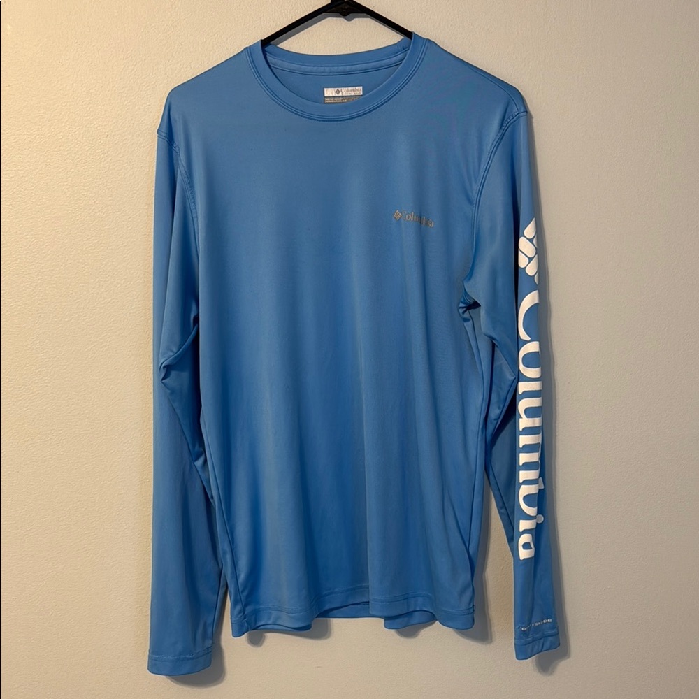 Columbia Men's Blue Long Sleeve Shirt